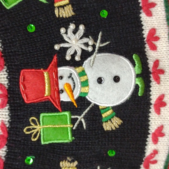 Dressbarn LS Red Cable Knit Mockneck Snowmen Snowflakes Embellished Sweater - Picture 8 of 16